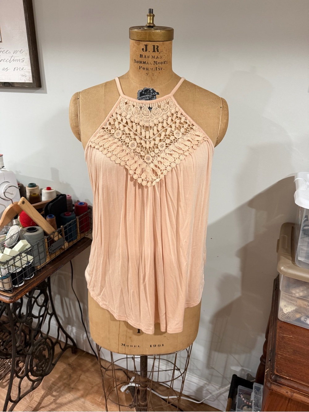 Women’s Crochet Yoke Halter Camisole - Blush